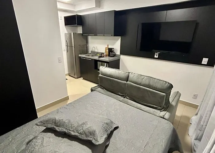 Apartamento Completo Com Piscina